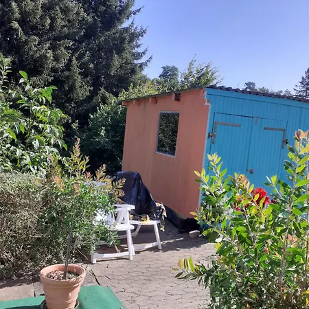شقة 4 Km Zu A7 Und A71, Idylle Am Bach, Grosser Garten Euerbach